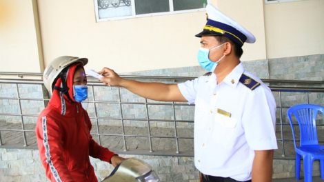 Tây Ninh: peih ngak siam bruk pacang caga jit Covid-19 angaok jalan tapen negar trên tuyến biên giới