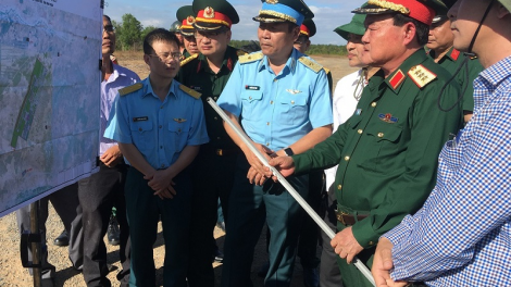 Thượng tướng Trần Đơn, Thứ trưởng Mintri Quốc bahrau hu mbang pasang iek tapak saong hu ngak bruk haong urang par akaok tỉnh Bình Thuận ka danak dak Cảng hàng không Phan Thiết