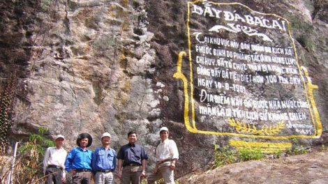 Bhum taneh anh hùng Pinăng Tắc salih birau