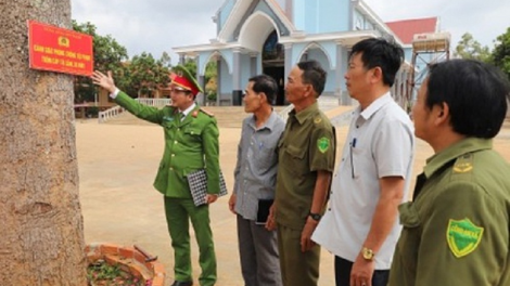 Đăk Song (Đăk Nông): Công an mai ngak bruk di xã, jhul kadun likuk dom dom bruk pambuak tal ma túy di bhum tapen negar
