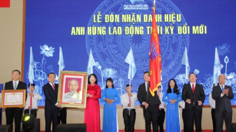 Mesup 20/11, Đại học Quốc gia TPHCM peih nyaom roya pakacah gauk anit ranam taneh ia saong taduan mek angan Anh hùng Lao động saman salih bahrau