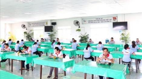 Doanh nghiệp di Ninh Thuận peih bruk ngak “3 di labik” piah pacang caga jit Covid-19
