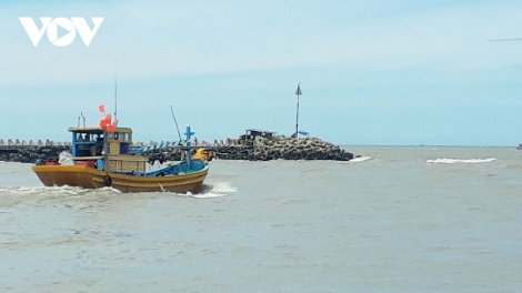 Jalan tame oh ka lagaih, ghe gilai kan pataok tame pabah lamnge Phan Rí Cửa