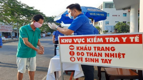 Mesup ni (4/5), mintri Y tế brei thau hu 4 urang njom Covid-19, dalam nan hu 2 urang dalam negar di Hà Nội song Đà Nẵng, 2 urang tame VN brei dok karei chip