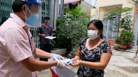 Thường trực HĐND TP.HCM di mbang nyaom harei 22/9 hu brei tapa Sarak daong ka 5 nyaom urang gaok kan kandah kayua COVID-19 mbang 3, hu gam menuac hu sang daok di ban raya saong menuac meng labik karei mai gam daok, tui yaom daong 1 triệu đồng sa urang