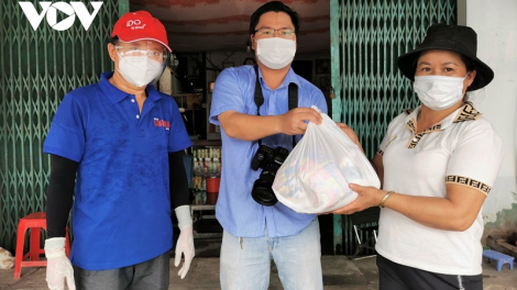 Can Thơ: oh mek atau trun meneing jien pah bilik daok, po sang trọ ba bui sambai ka menuac pah