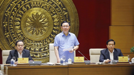 Di Hà Nội, ala tacei ba di Akok Hội đồng Bangsa Hà Ngọc Chiến, Hội đồng Bangsa pambuak saong Uỷ ban Bangsa peih nyom biai pasram bruk jak ba meriak gauk ka urang tabiak mbaok palih ruah ka QH saong ka HĐ bhap bini pakat tỉnh lac urang bangsa takik di gah Barak negar