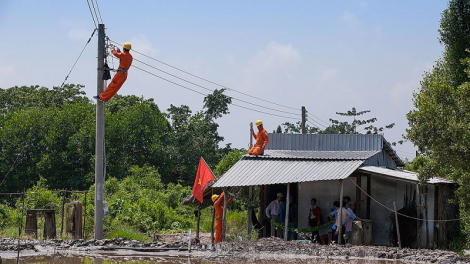 Dalam dom thun tapa, meng bruk buh jien tame di Karja gam haong bruk kham merat di gah điện, dom jalan điện hu peih praong meng bhum atah bayah, bhum taphia negar.