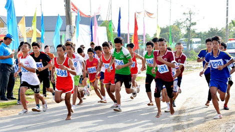 Bruk pasram pahat rup pabhap di dom palei Cam huyện Bắc Bình