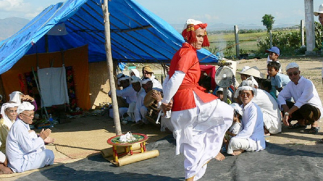 Adat cambat ngak nong di urang Cam Ninh Thuận