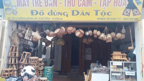 Ép khảu-nắc pr’đươi chr’nắp ooy zâp pr’loọng đông manứih Thái Tây Bắc