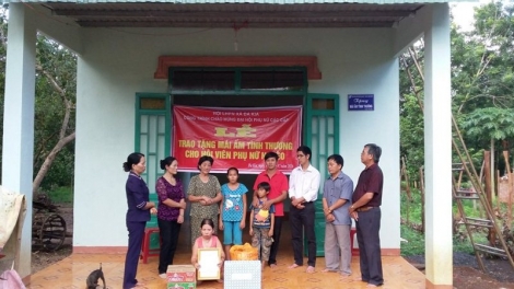 K’rêêm loom ma nứih đha rựt cóh c’noong k’tiếc