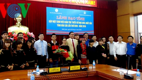 Đắc Lắc: Rau t’bhlâng z’lấh zr’nắh k’đháp âng sinh viên manúyh acoon cóh
