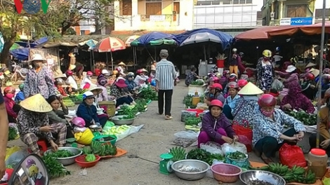 Chr’nắp liêm chợ  tr’cuôl c’xêê 3 đhị Minh Hoá, tỉnh Quảng Bình