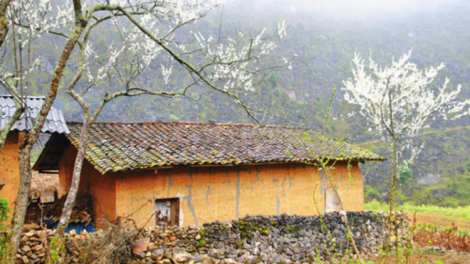 Bh’rợ bhrợ đong ặt âng ma nứih Mông cóh Hà Giang