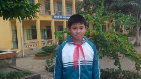 Ma nứih tr’haanh cóh bh’rợ xa nay “ Moon râu n’liêm, bhrợ râu n’crêê”