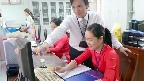 Xang Đại hội Đảng bộ bơr pêê tỉnh miền Trung: M’bứi bhlầng apêê cán bộ pân đil
