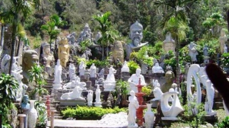 Bhươl cr’noon bhrợ đhêl mỹ nghệ Non Nước bhrợ pa liêm lấh mơ xa nay bh’rợ APEC