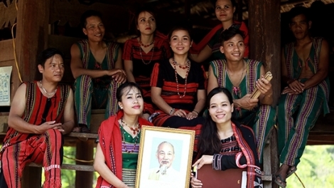 Rau bhui har âng đhanuôr acoon cóh đhị A Lưới bơơn đơơng tô Ava Hồ