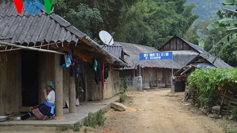 Rau chrooi đoọng la lơớp âng apêê t’coóh bhươl cr’noon zr’lụ c’noong k’tiếc