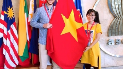 Cr’nọo cr’niêng bơơn t’gợ tước