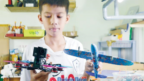 Acoon p’niên học trò da ding ca coong chắp kiêng
