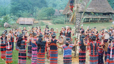 Tân tung da dặ âng ma nuýh Cơ Tu