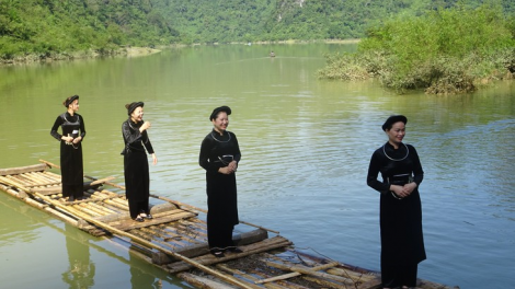 Lươt t’bơơn năl đhăm k’tiêc liêm pr’hay coh crâng ca coong Cao Bằng
