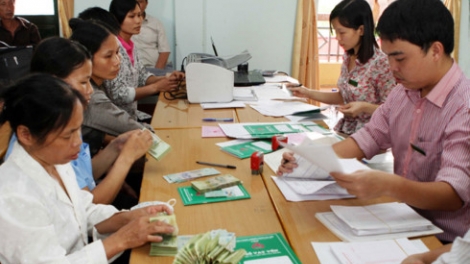 Ta moóh t’coÓh Nguyễn Thiên Phiến, Phó Giám đốc Ngân hàng Nông nghiệp lâng pa dưr pa xớc bhươl cr’noon đhị Quảng Ngãi