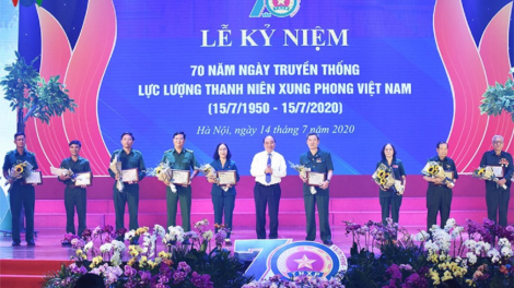 Đợ xa nay bh’rợ chr’năp pr’hay âng ta đhâm c’mor xung phong chr’hoong Tây Giang