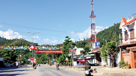 Nam Giang: Xơợng pa xiêr ma nưih pa bhrợ, bâc cán bộ vel lơi bh’rợ