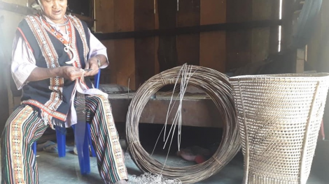 Trao đổi: “Quy trình làm chiếc gùi ​(Zong) của người Cơ Tu”
