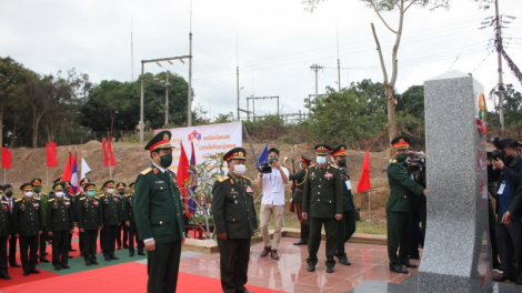 Pa zưm zr’ziêng bơr vel đông đhị k’noong k’tiếc: Liêm chr’nắp pr’ắt tr’nớt Việt Nam-Lào đhi noo