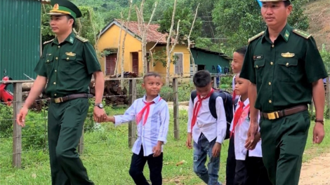 Đhr’nong đong ngăn âng p’niên k’tứi manuyh a coon coh đharưt đhị zr’lụ c’noong k’tiêc
