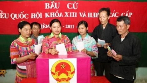 Muy bơr boóp  t’moóh ooy Luật bầu cử đại biểu Quốc hội khoá XIV lâng đại biểu HĐND zấp cấp nhiệm kỳ 2016-2021