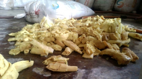 Đà Nẵng bơơn lêy bấc a băng hất cắh ghít tơơm ría