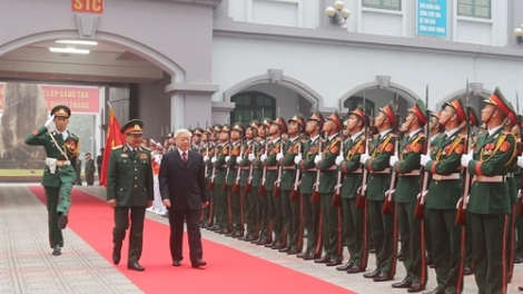 Tổng Bí thư Nguyễn Phú Trọng lum lâng bhrợ bhiệc lâng Tổng cục 2, Bộ Quốc phòng