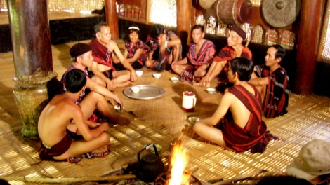 T'RUÍH PHÁT THANH T'NGAY 3/12/1016