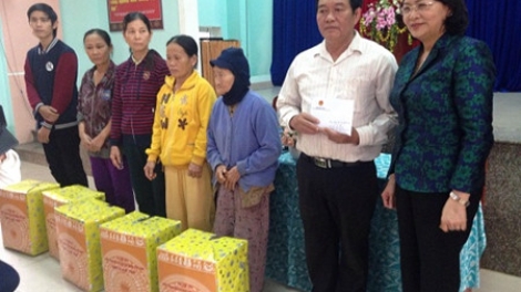 Phó Chủ tịch k’tiếc k’ruung Đặng Thị Ngọc Thịnh cher đoọng hun pr’hêl ha đhanuôr zr’lụ túh Quảng Nam