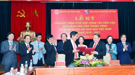 Pa zum bh’rợ bhlưa Ban P’too moon đha nuôr Trung ương lâng Đảng đoàn Hội Nhà báo Việt Nam cr’chăl 2016-2021