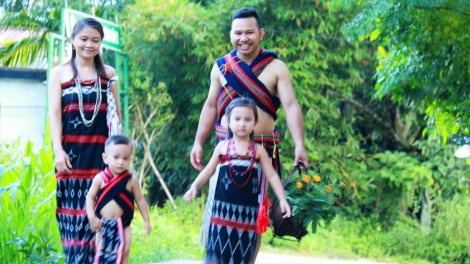 DÂN CA DTTS VÀ HỌC HÁT DÂN CA CƠ TU (Bài Lời ru Abel)