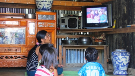 Chơ Chun: Râu bhui har t’ngay váih điện