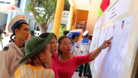 Trường Sa nắc ơy ra’văng moót t’ngay bầu cử đấh​