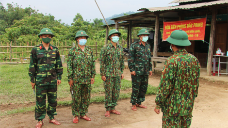 C’bhuh bhar xră:G’roong cha groong 3 clang zêl pr’luh truih c’noong k’tiêc Việt Nam – Lào