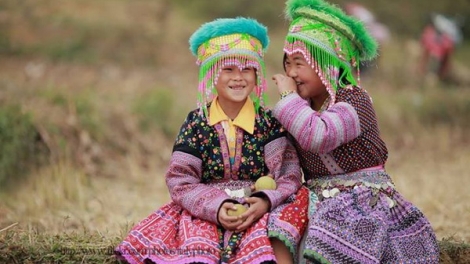 K’tiếc k’ruung hêê choom đơớh hân tr’xăl k’rơ lấh mơ lâng liêm choom lấh mơ.