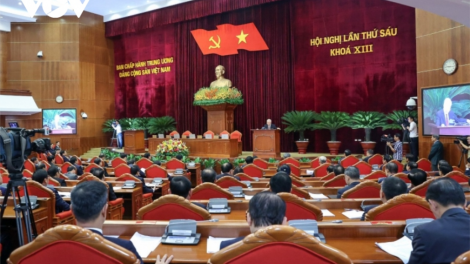 Hội nghị Trung ương 6: Cắh dzợ pấh bhrợ ooy BCH Trung ương lâng bhrợ pa dưr văn hoá tự đhêy