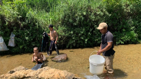 Thừa Thiên Huế: t’bhlâng ch’hooi đác ch’ngaách tươc k’r’bhâu pr’loọng đong đhanuôr da ding k’coong