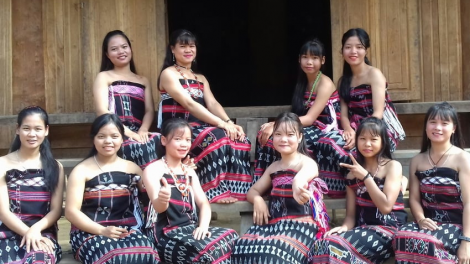 T’hước ooy râu ma mơ mr’cơnh đoọng ha pân đil zr’lụ da ding k’coong