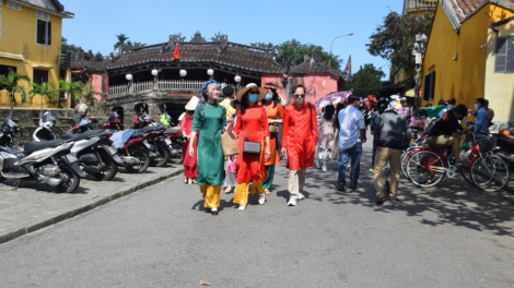 Z’lâh pr’luh cr’ăy Covid-19, Quảng Nam bhrợ pr’đơợ pa dưr bh’rợ Du lịch