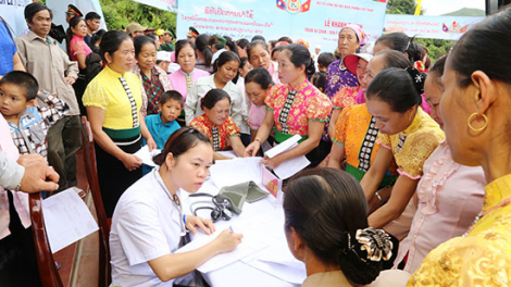 Trạm xá quân dân y Sóng Sập – Chr’nắp pr’hay xa nay zr’ziêng Việt Lào
